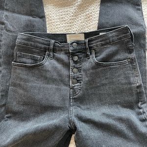 Everlane High Rise Skinny Jeans, Size 29 regular, washed black color